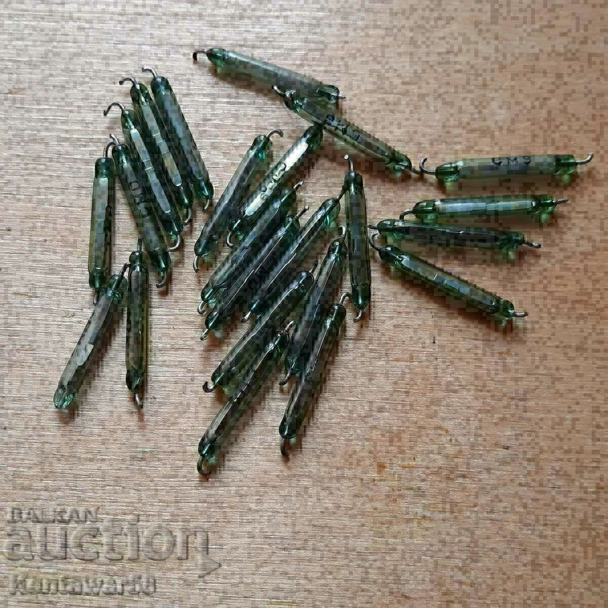 Reed ampoules 24 pcs. with yellow contacts. Reed ampoules 24 pcs. with yellow contacts.