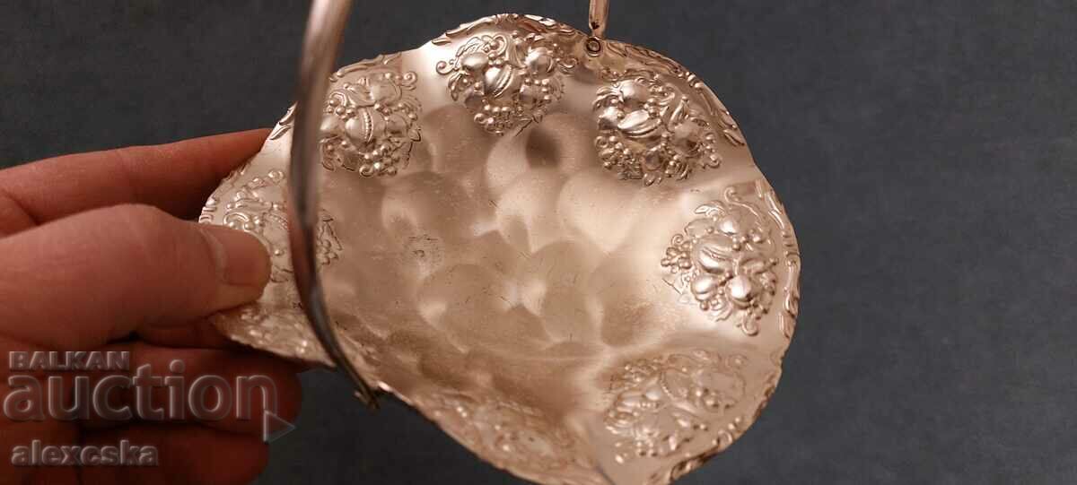 Auction Old candy box - Germany Auction Old candy box - Germany