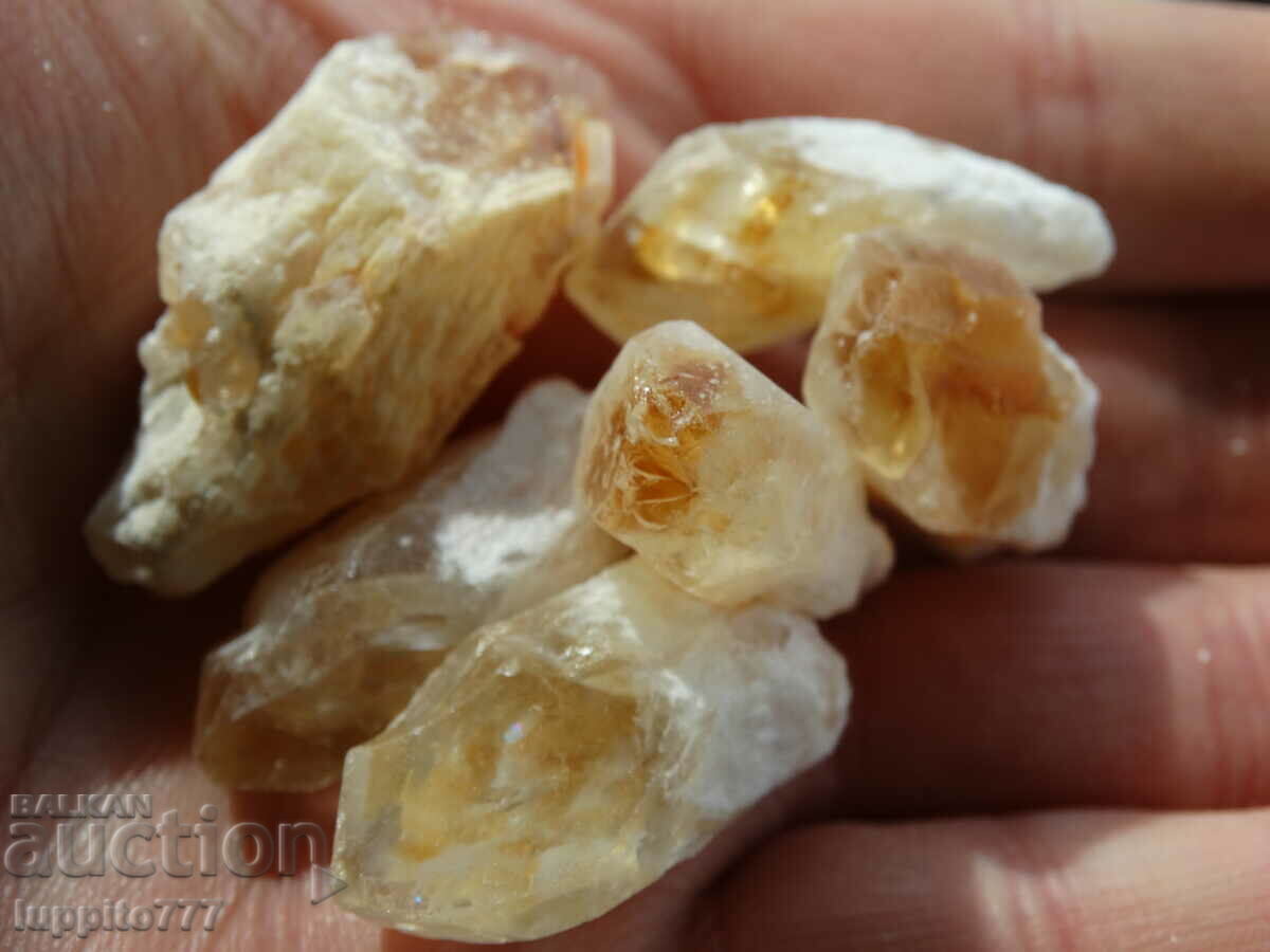 Auction 63 grams natural citrine point 6 pieces lot Auction 63 grams natural citrine point 6 pieces lot