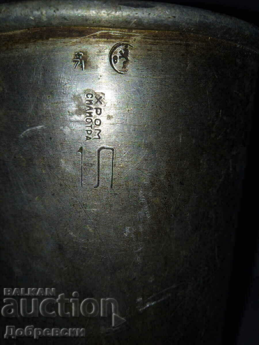 Delivery of Old measuring cup, alcohol dispenser 1 liter Delivery of Old measuring cup, alcohol dispenser 1 liter