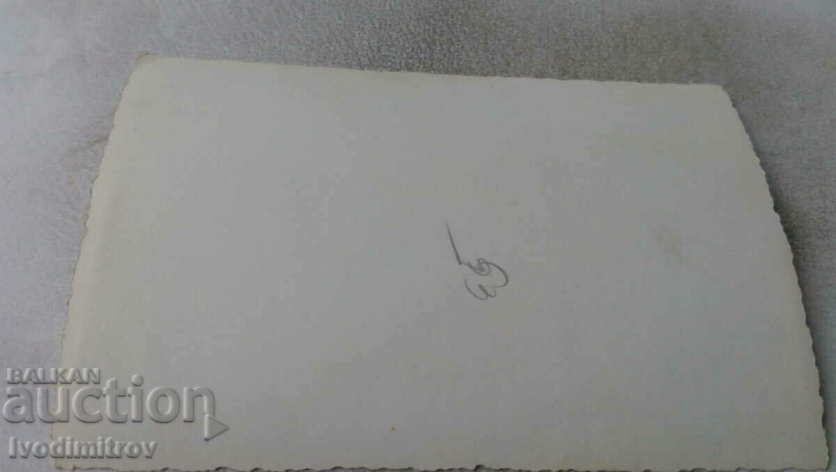 Photo of newlyweds with their friends with price 1.25 BGN | € 0.64