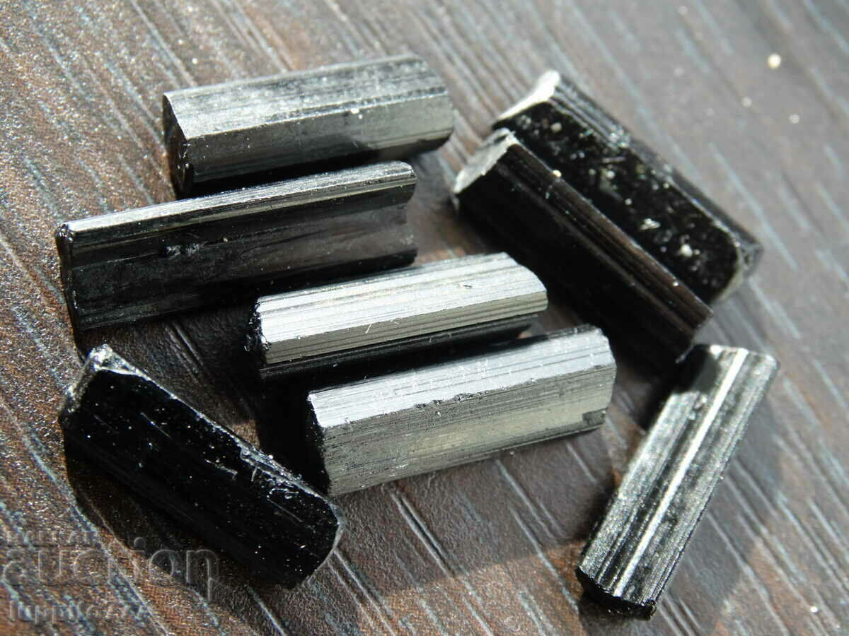 Delivery of black tourmaline sticks 8 pieces lot Delivery of black tourmaline sticks 8 pieces lot