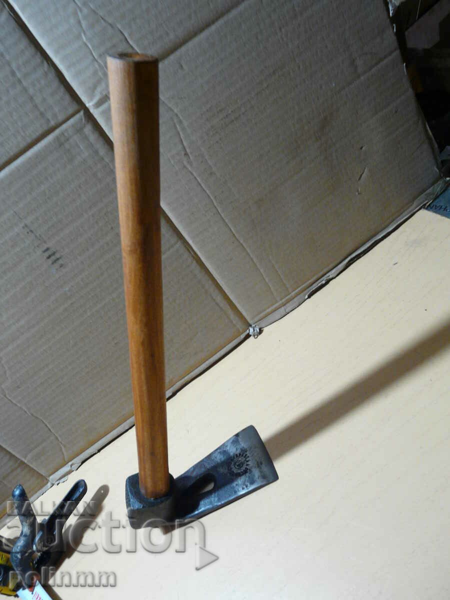 Auction  Quality Bulgarian Tesla - 1