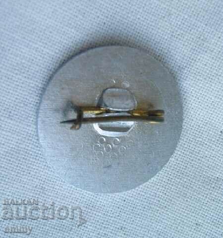 Badge - Leader of the competition with price 2.50 BGN | € 1.28 Badge - Leader of the competition with price 2.50 BGN | € 1.28