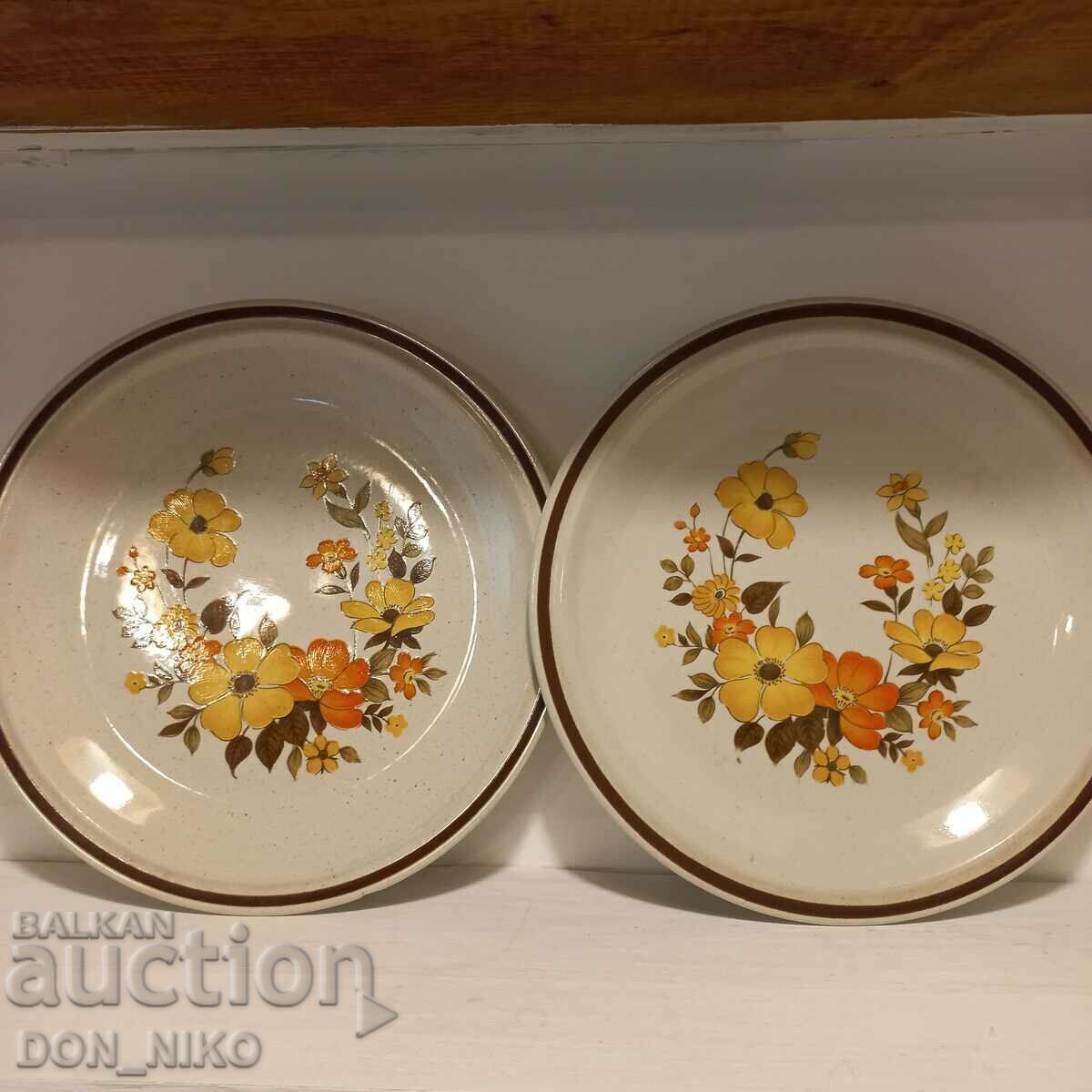 Porcelain saucer 3 pieces-JAPAN with price 45.00 BGN | € 23.01 Porcelain saucer 3 pieces-JAPAN with price 45.00 BGN | € 23.01