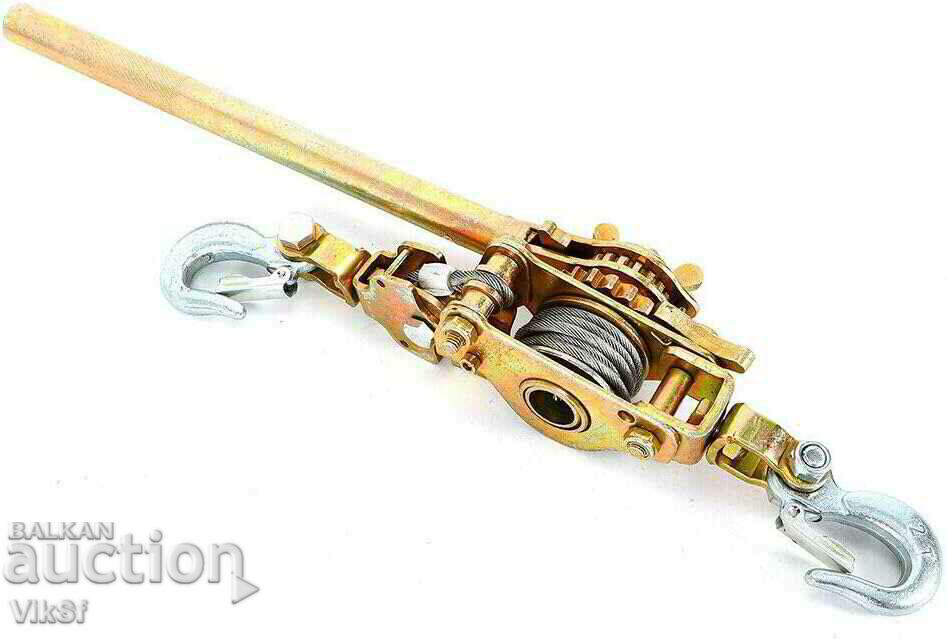 Auction  High quality hand winch 2 tons - professional