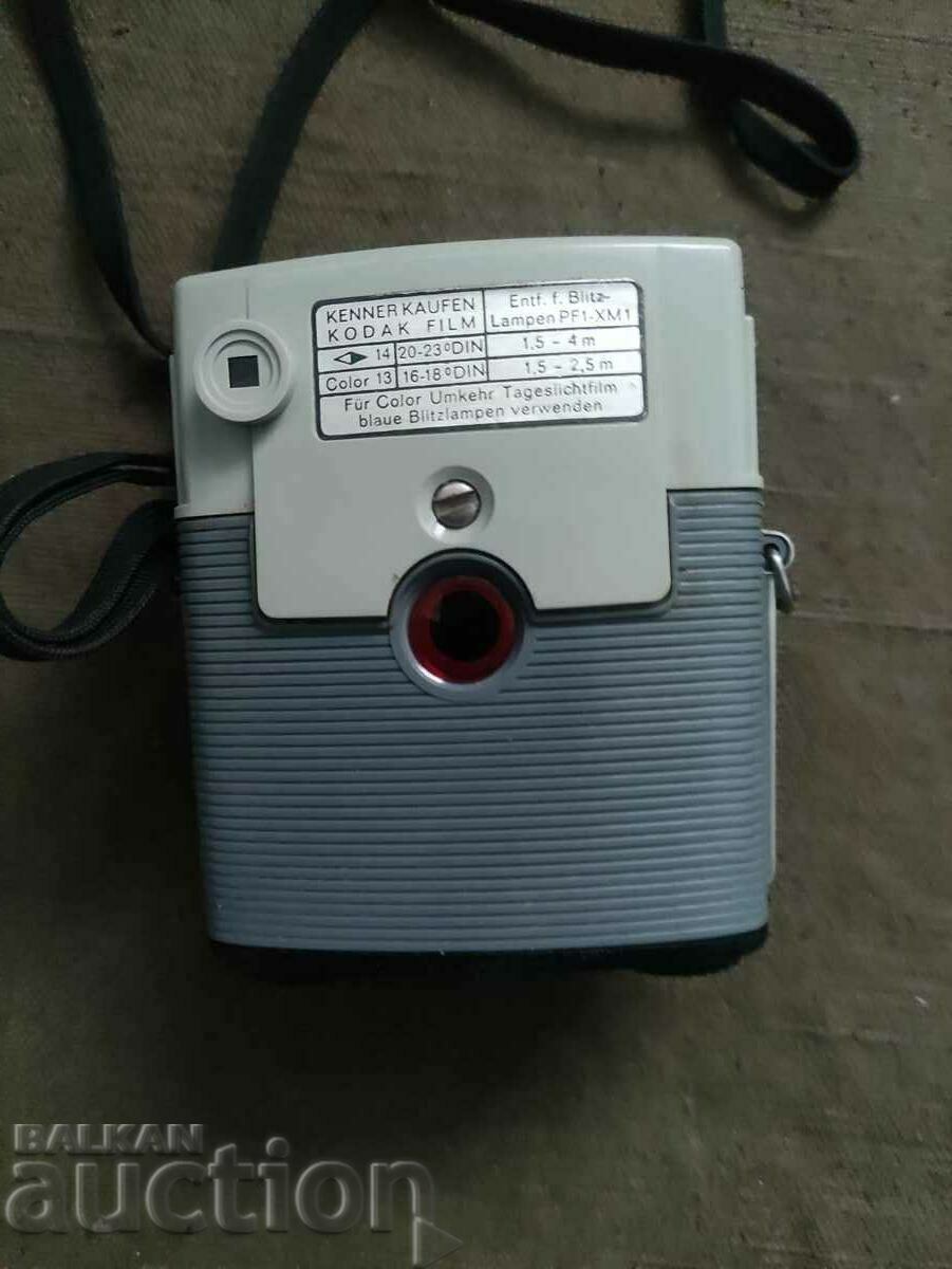 Delivery of Kodak Brownie Starmite Delivery of Kodak Brownie Starmite