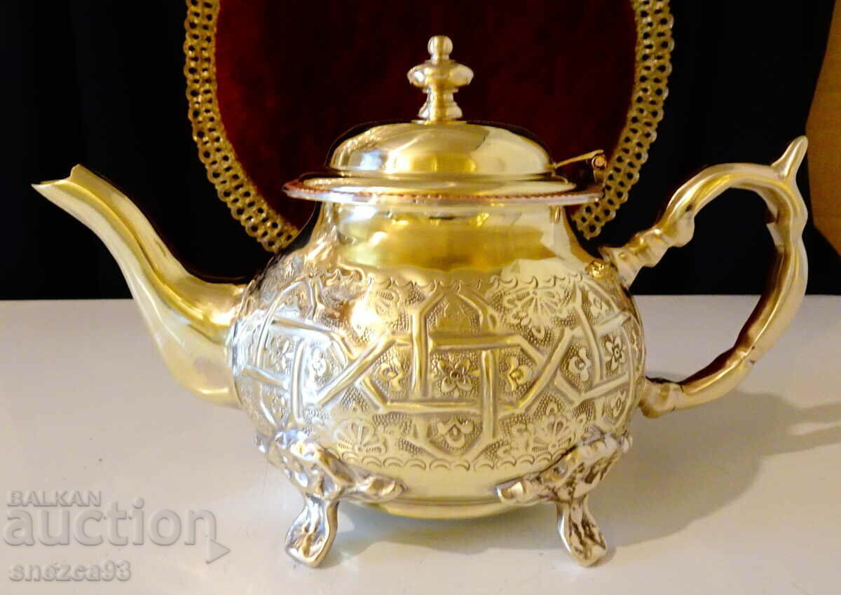Moroccan bronze teapot, Royal Manchester teapot. - 5 Moroccan bronze teapot, Royal Manchester teapot. - 5