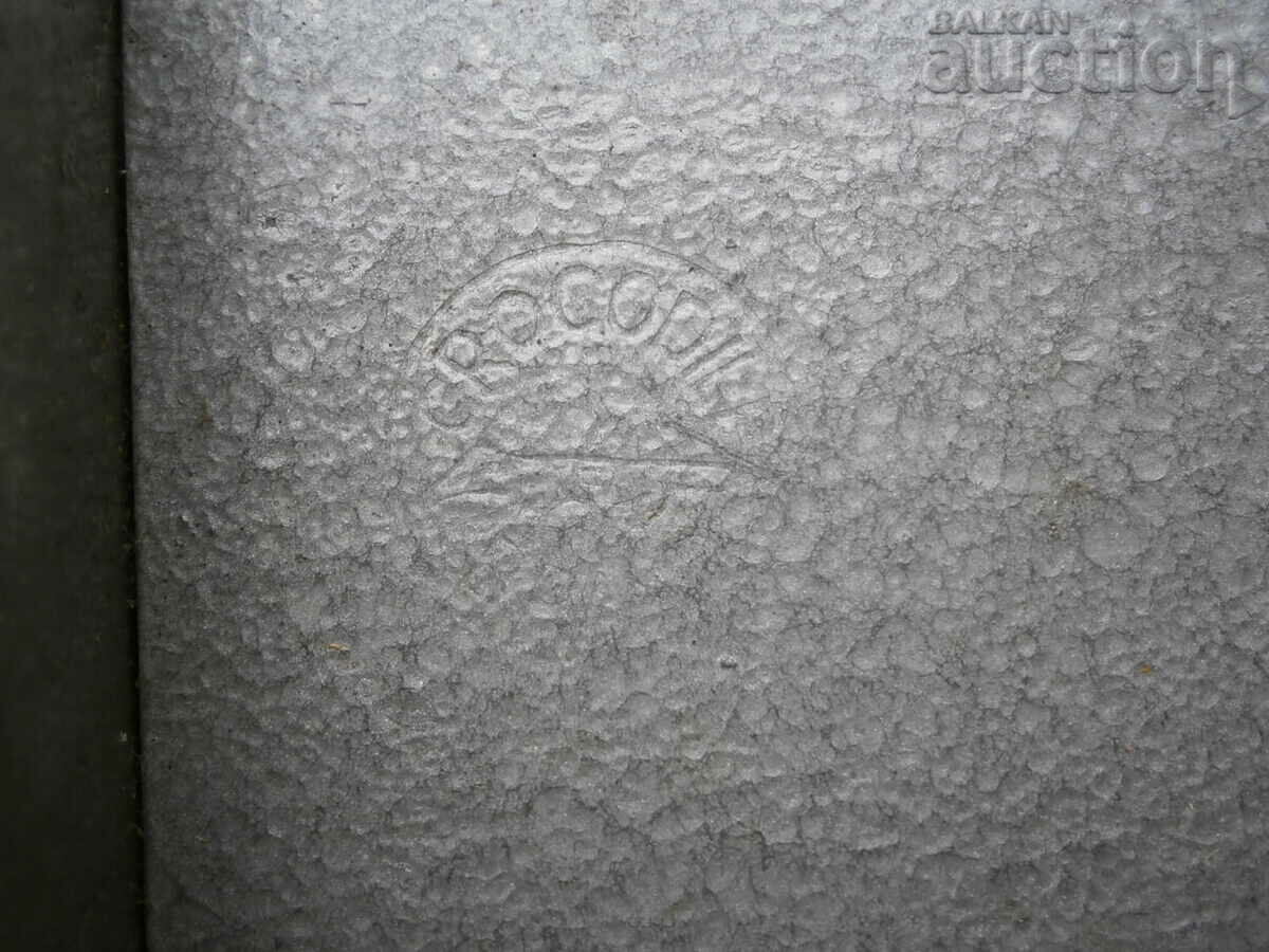 Delivery of Old lock locks lock locks lock