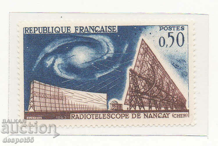 1962. Franţa. Radiotelescopul Nankai.