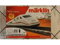 Trenul de mare viteză Marklin, Germania.