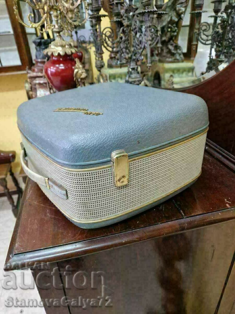 Delivery of Antique German Grundig TK 20 Reel Tape Recorder