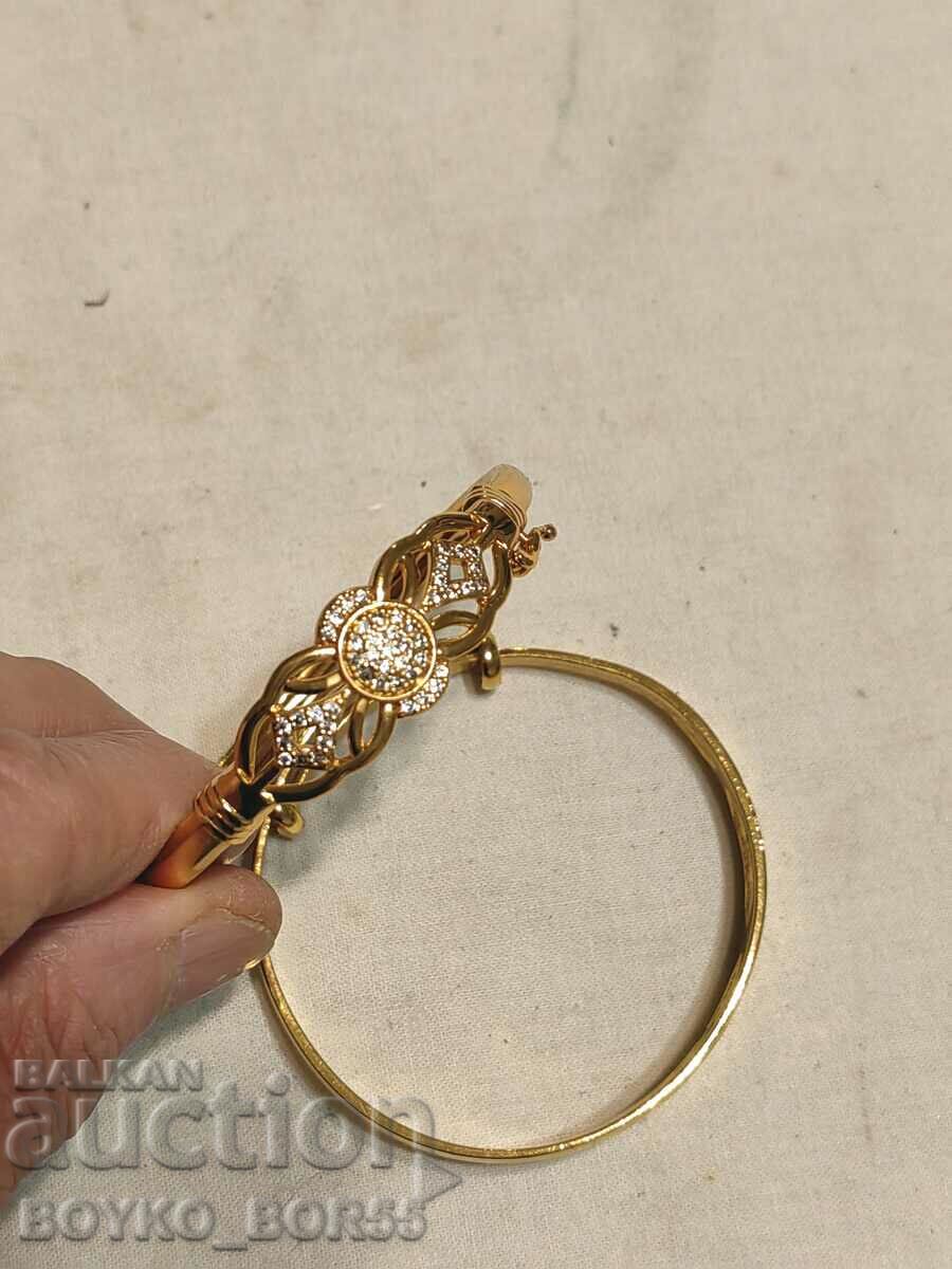 Auction Two Ladies' Bracelets Auction Two Ladies' Bracelets