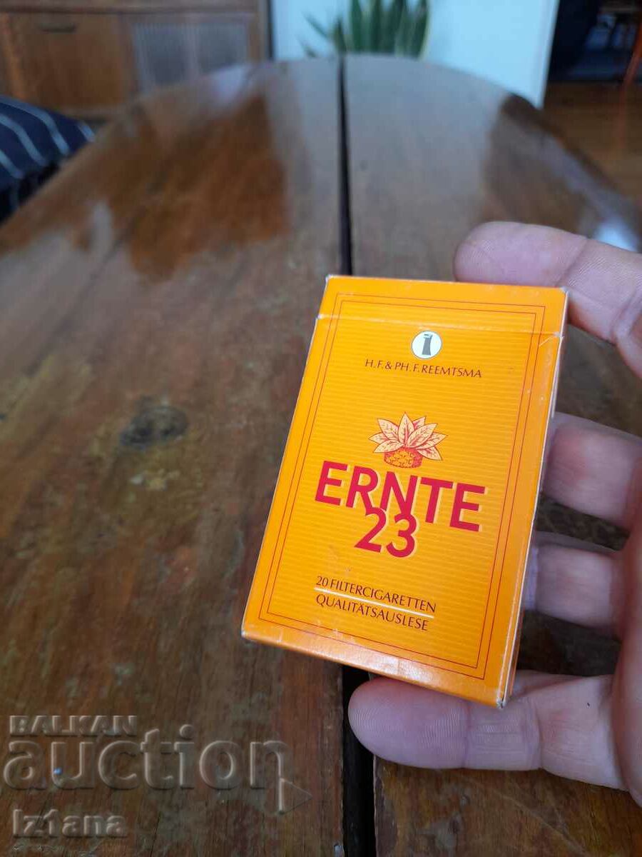 Δημοπρασία Ένα παλιό κουτί τσιγάρα Ernte 23 Δημοπρασία Ένα παλιό κουτί τσιγάρα Ernte 23