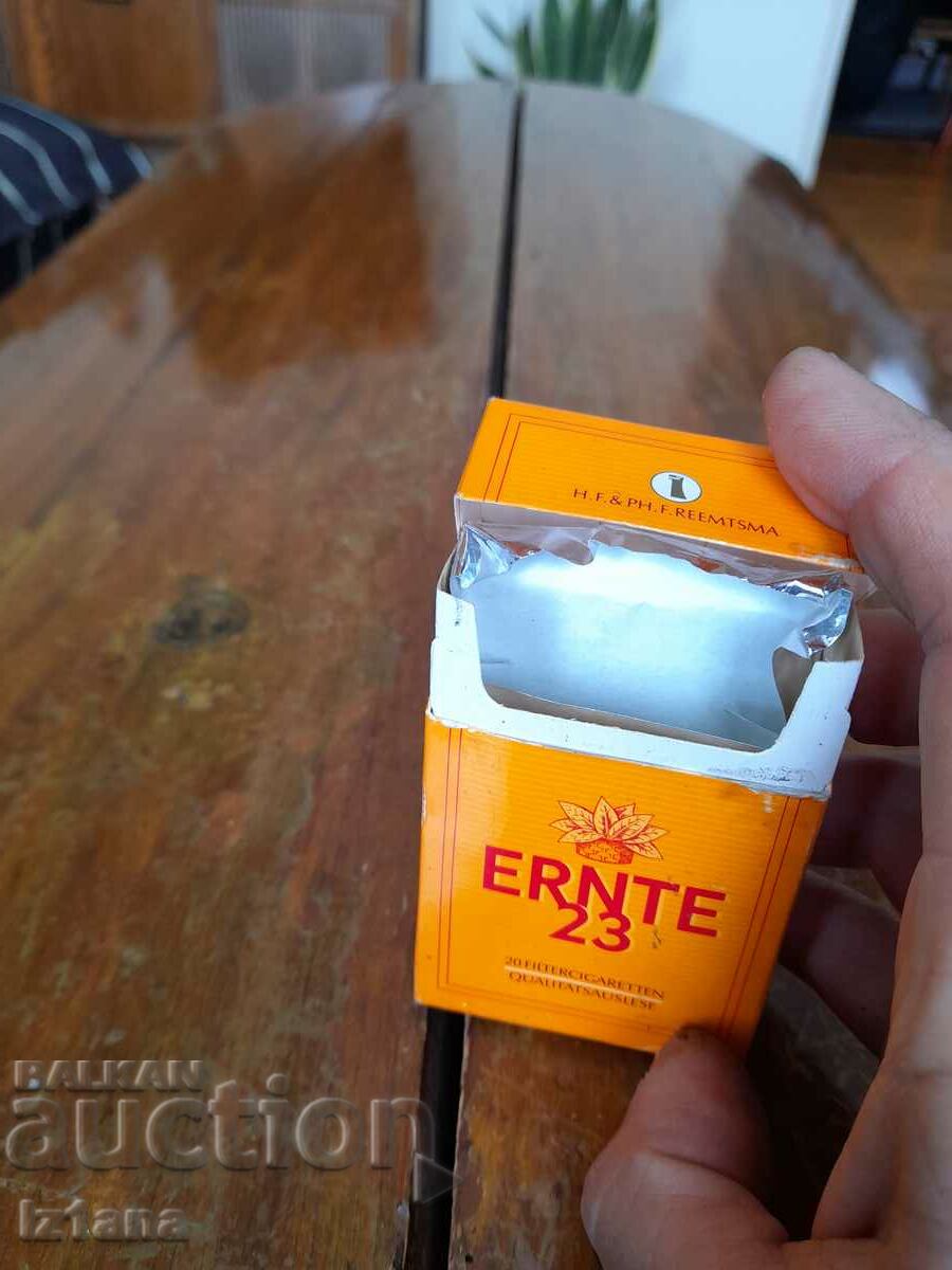 Ένα παλιό κουτί τσιγάρα Ernte 23 - 5 Ένα παλιό κουτί τσιγάρα Ernte 23 - 5