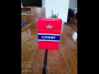 O cutie veche de țigări Crest