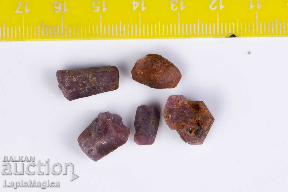 Лот 5бр нетретиран рубин 45.6ct нешлифовани кристали #1