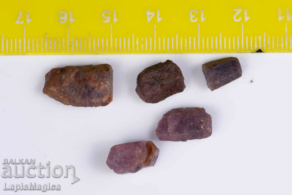 Лот 5бр нетретиран рубин 34.7ct нешлифовани кристали