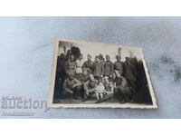 Снимка Паничаревските бани Офицери войници и бебе 1941