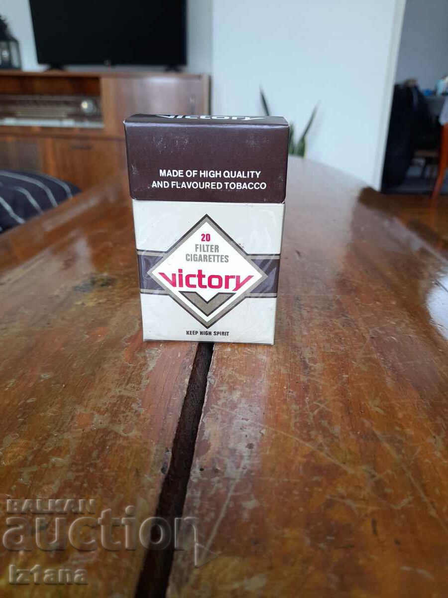 An old box of Victory cigarettes