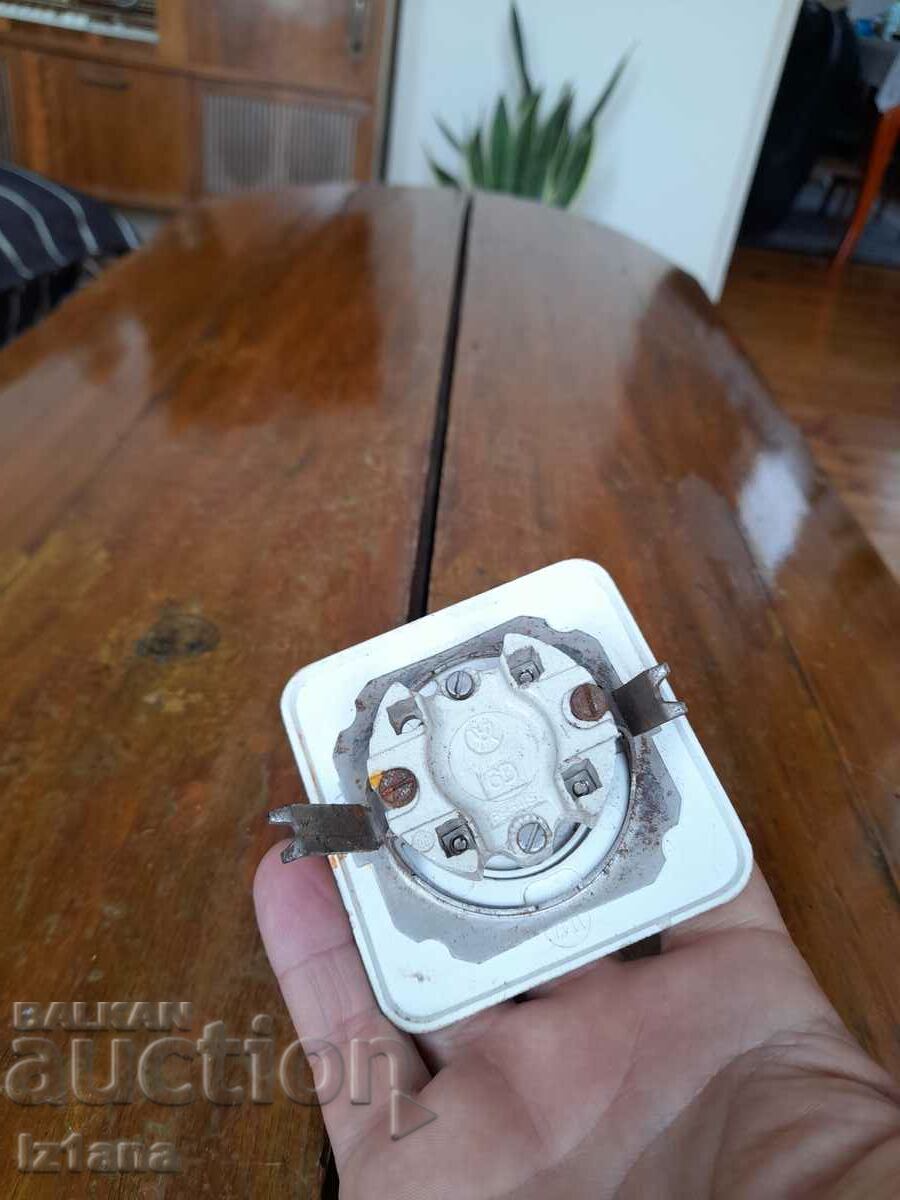 Auction Old button for bell Auction Old button for bell