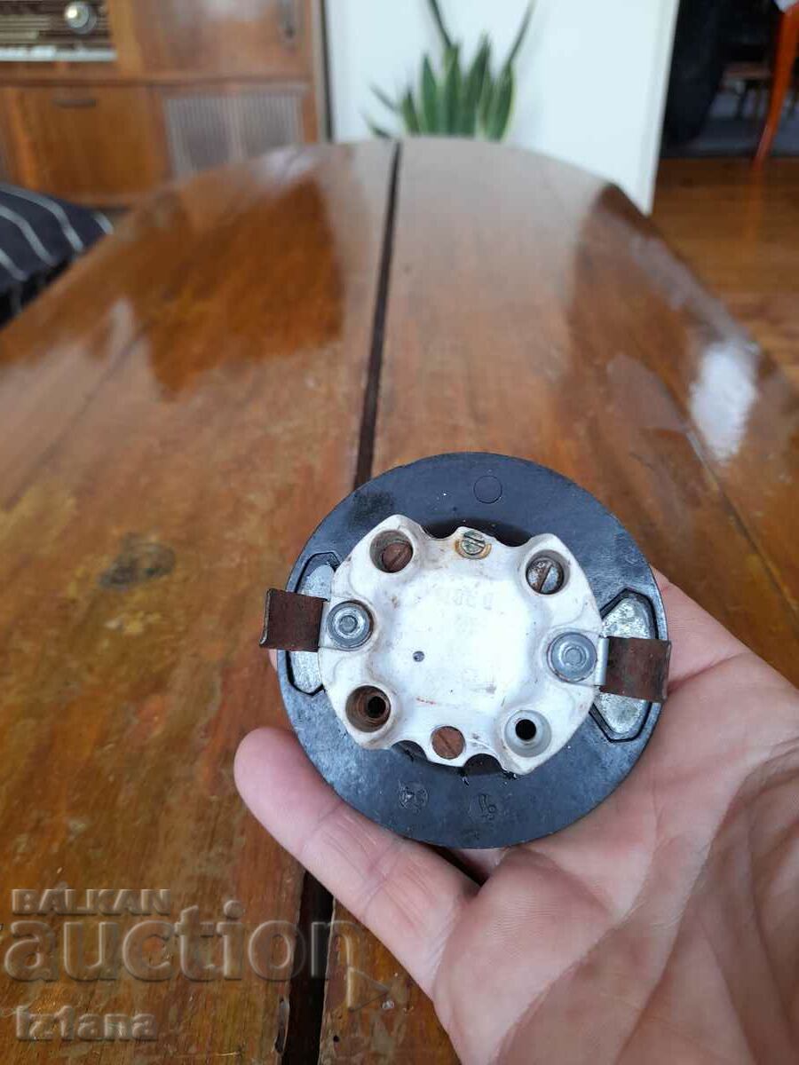 Auction Old electrical outlet Auction Old electrical outlet