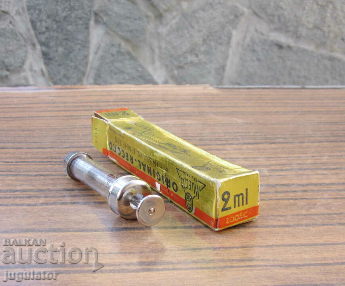 Auction German glass insulin syringe unused Auction German glass insulin syringe unused