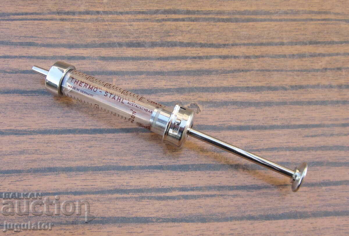 German glass insulin syringe unused - 7 German glass insulin syringe unused - 7