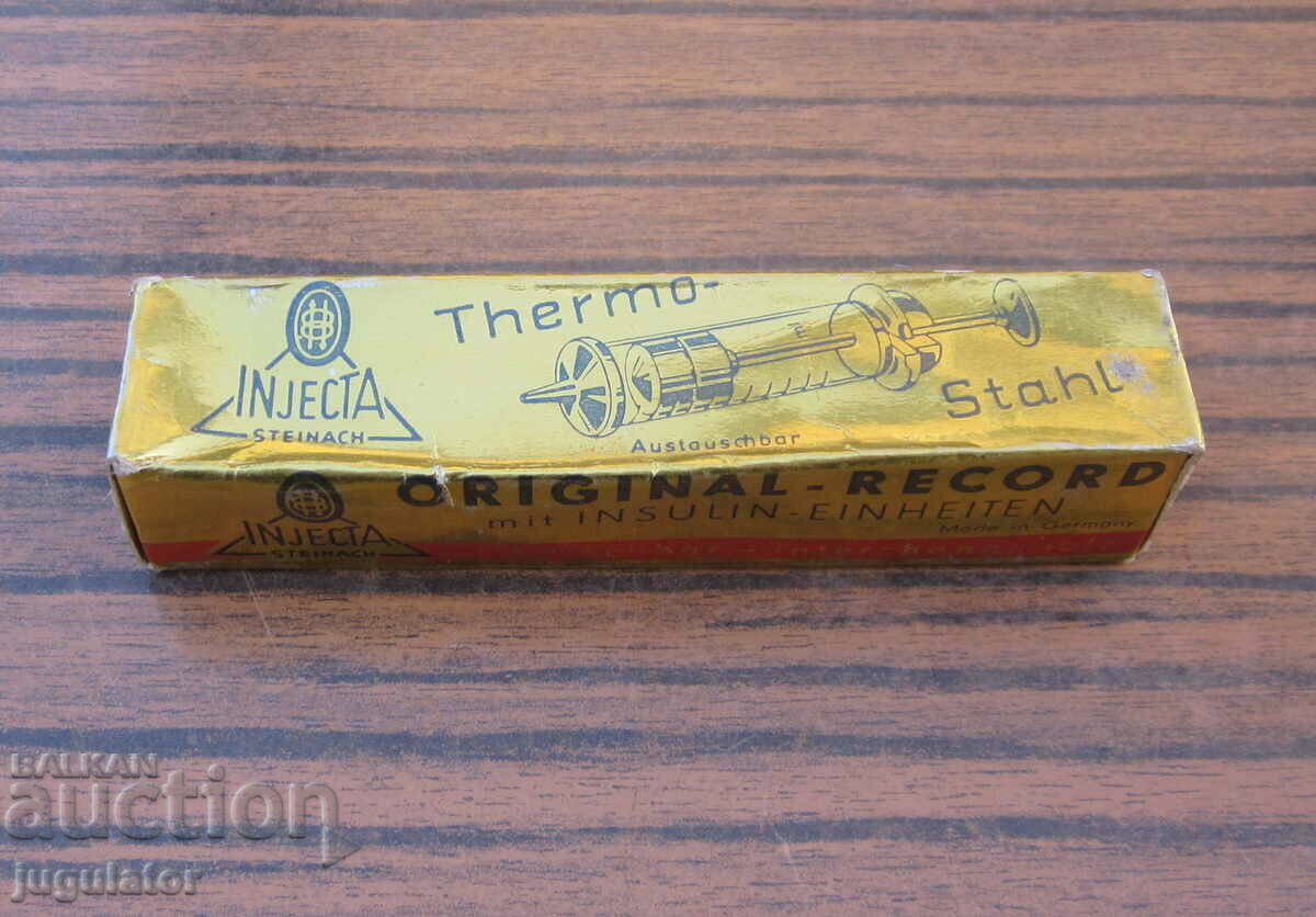 Auction old German glass syringe unused with box Auction old German glass syringe unused with box