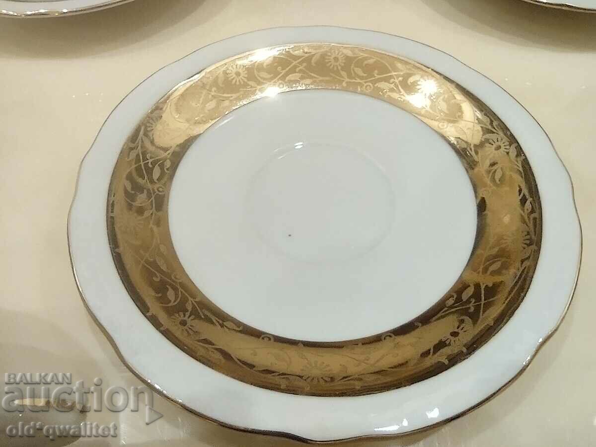 Auction Porcelain tea / coffee service, for 6 persons, Czechoslovakia Auction Porcelain tea / coffee service, for 6 persons, Czechoslovakia