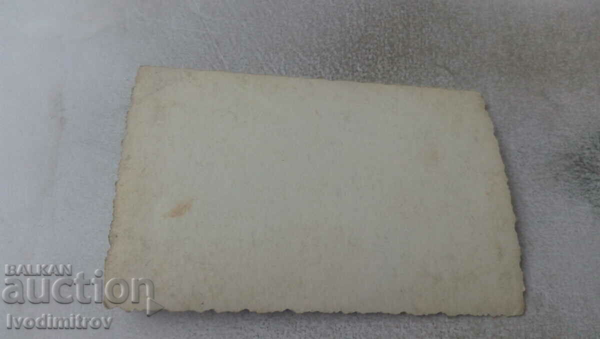 Photo Youth in the yard with price 0.75 BGN | € 0.38 Photo Youth in the yard with price 0.75 BGN | € 0.38