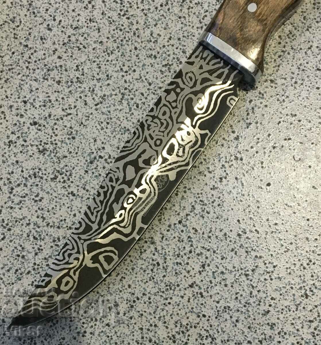 Auction Hunting knife 185x304 Auction Hunting knife 185x304