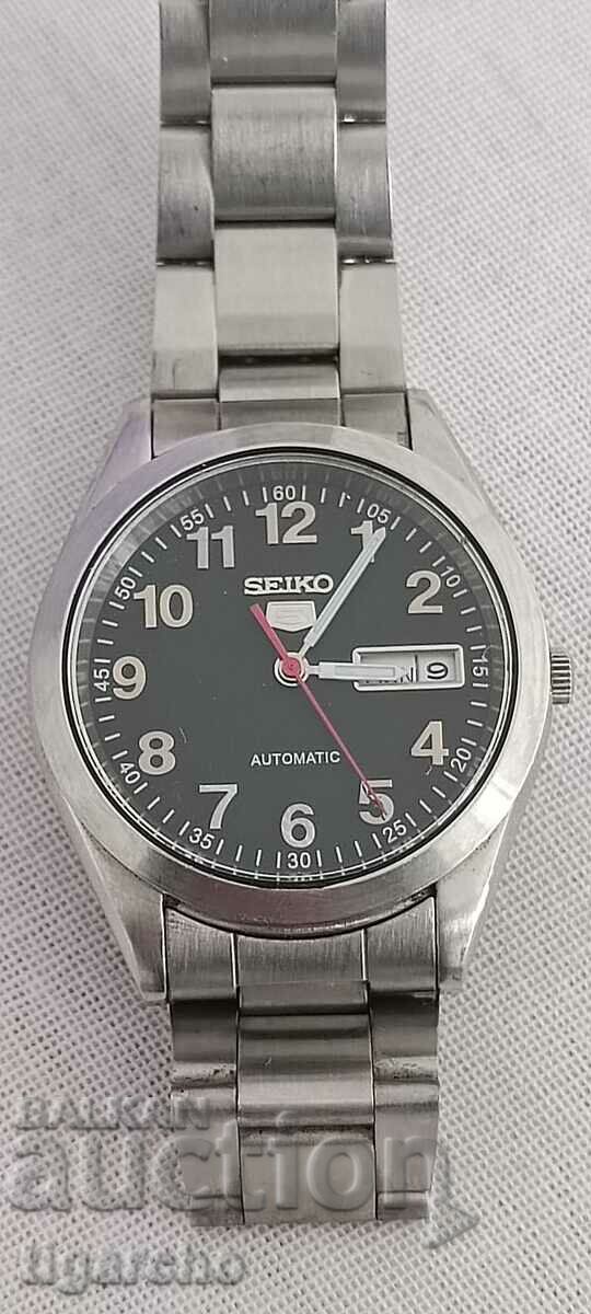 Watch Seiko5 with price 199.00 BGN | € 101.75