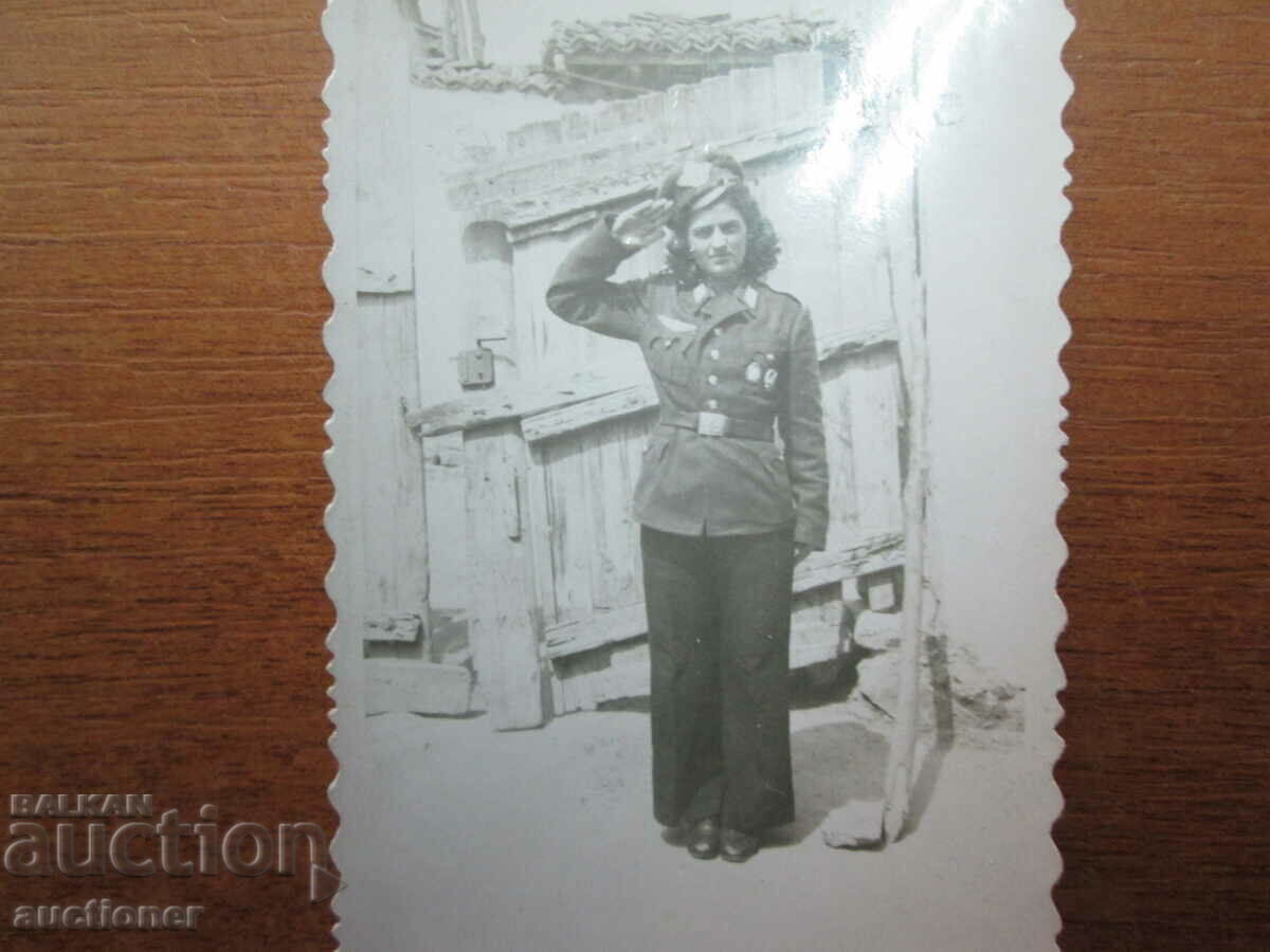 Delivery of RARE PHOTO OF A FEMALE AVIATOR FROM THE ROYAL AVIATION-BULGARIA Delivery of RARE PHOTO OF A FEMALE AVIATOR FROM THE ROYAL AVIATION-BULGARIA