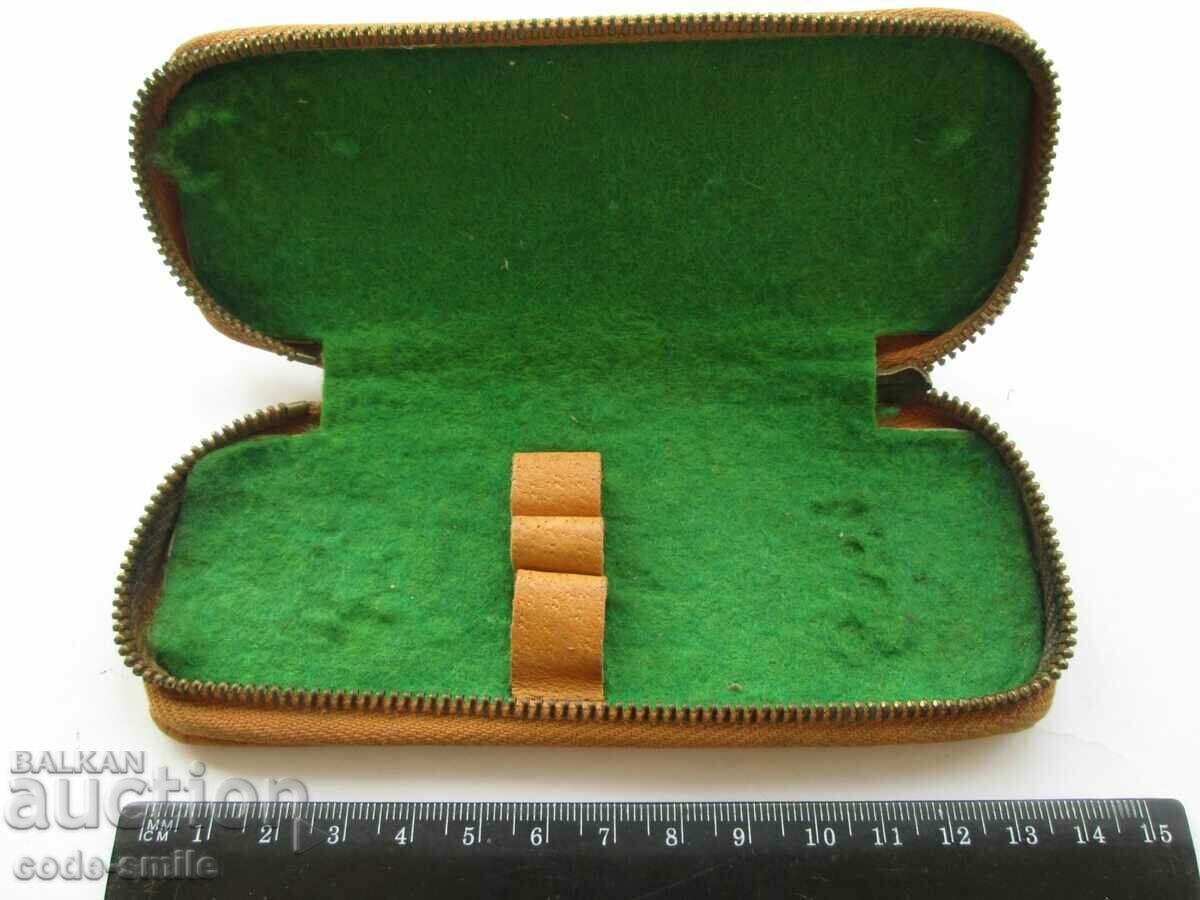 Toc veche din piele Art Deco cu trei stilouri - 5 Toc veche din piele Art Deco cu trei stilouri - 5