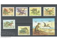 Динозаври серия и блок Азербайджан