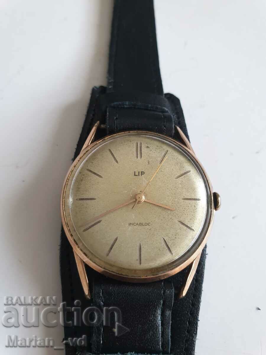 Auction Men's Gold Plated Mechanical Lip Watch Auction Men's Gold Plated Mechanical Lip Watch