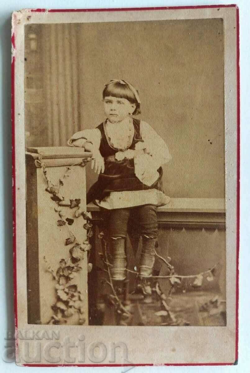 1870s GIRL WEARING PAFTY CHILD PICTURE PHOTOGRAPH CARDBOARD