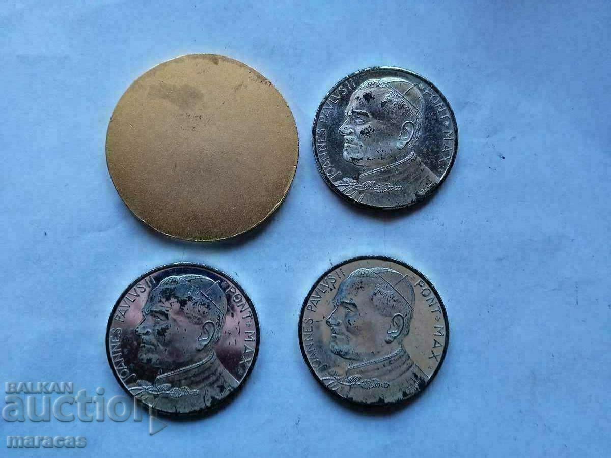 Plaques with price 30.00 BGN | € 15.34 Plaques with price 30.00 BGN | € 15.34