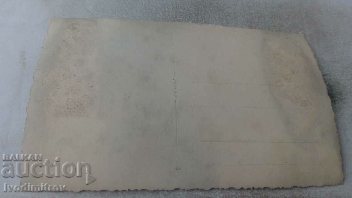 Υπεύθυνος φωτογραφίας και άνδρες με τιμή 1.35 BGN | € 0.69