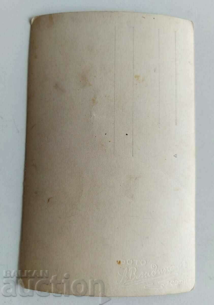 ΓΥΝΑΙΚΑ ΦΟΡΕΣ ΠΑΛΙΑ ΦΩΤΟΦΩΤΟΓΡΑΦΙΑ - 6 ΓΥΝΑΙΚΑ ΦΟΡΕΣ ΠΑΛΙΑ ΦΩΤΟΦΩΤΟΓΡΑΦΙΑ - 6