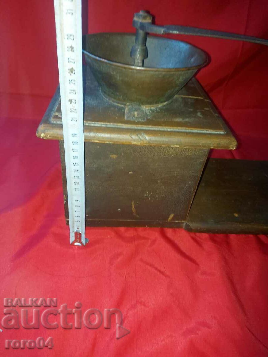 Delivery of GRINDER - GRINDER - XL SIZE Delivery of GRINDER - GRINDER - XL SIZE