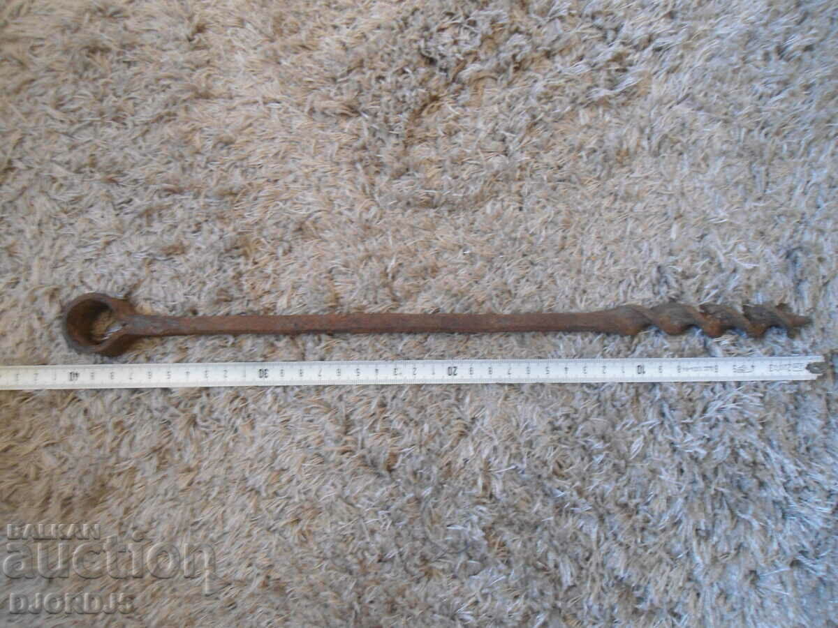 Old drill, chipping - 5 Old drill, chipping - 5