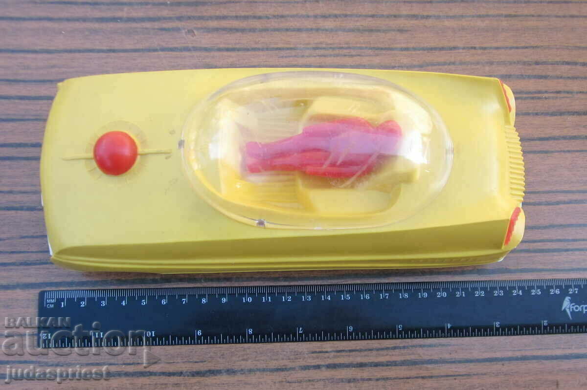 Russian Soviet space toy with astronaut and batteries - 7 Russian Soviet space toy with astronaut and batteries - 7