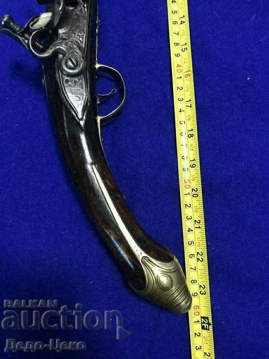 Flint pishtov with price € 1227.10 | 2400.00 BGN