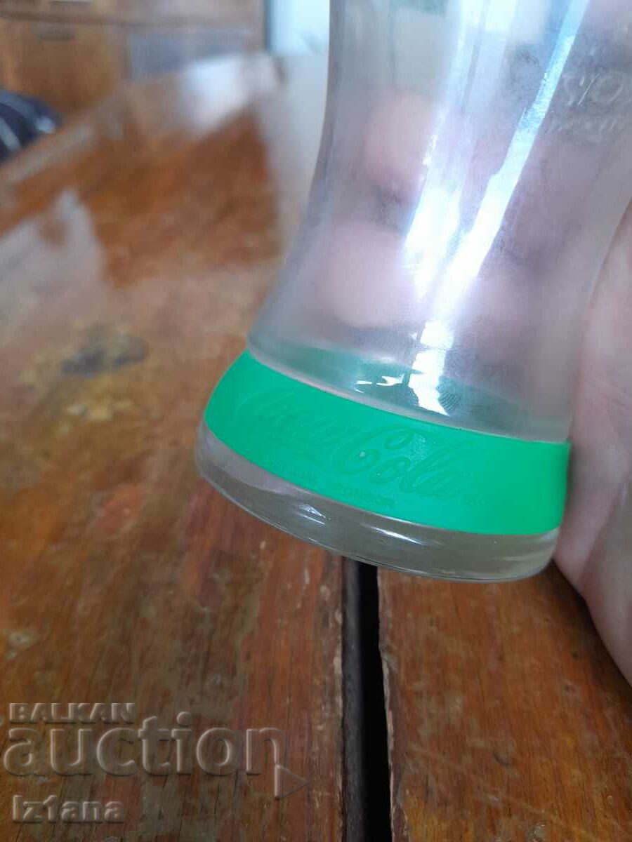 Delivery of Old glass of Coca Cola, Coca Cola