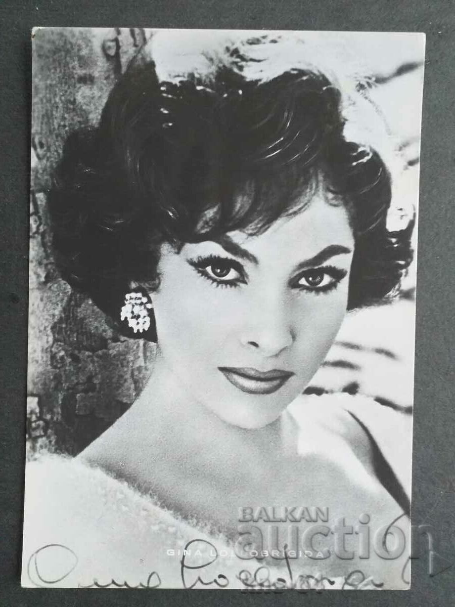 Gina Lollobridge