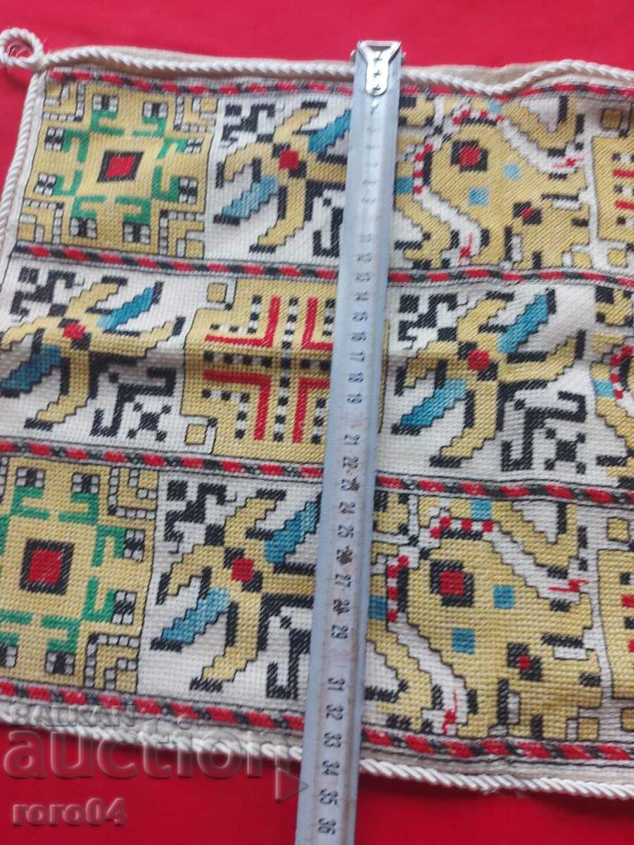 Auction CASE - VEZBA - BEAUTY Auction CASE - VEZBA - BEAUTY