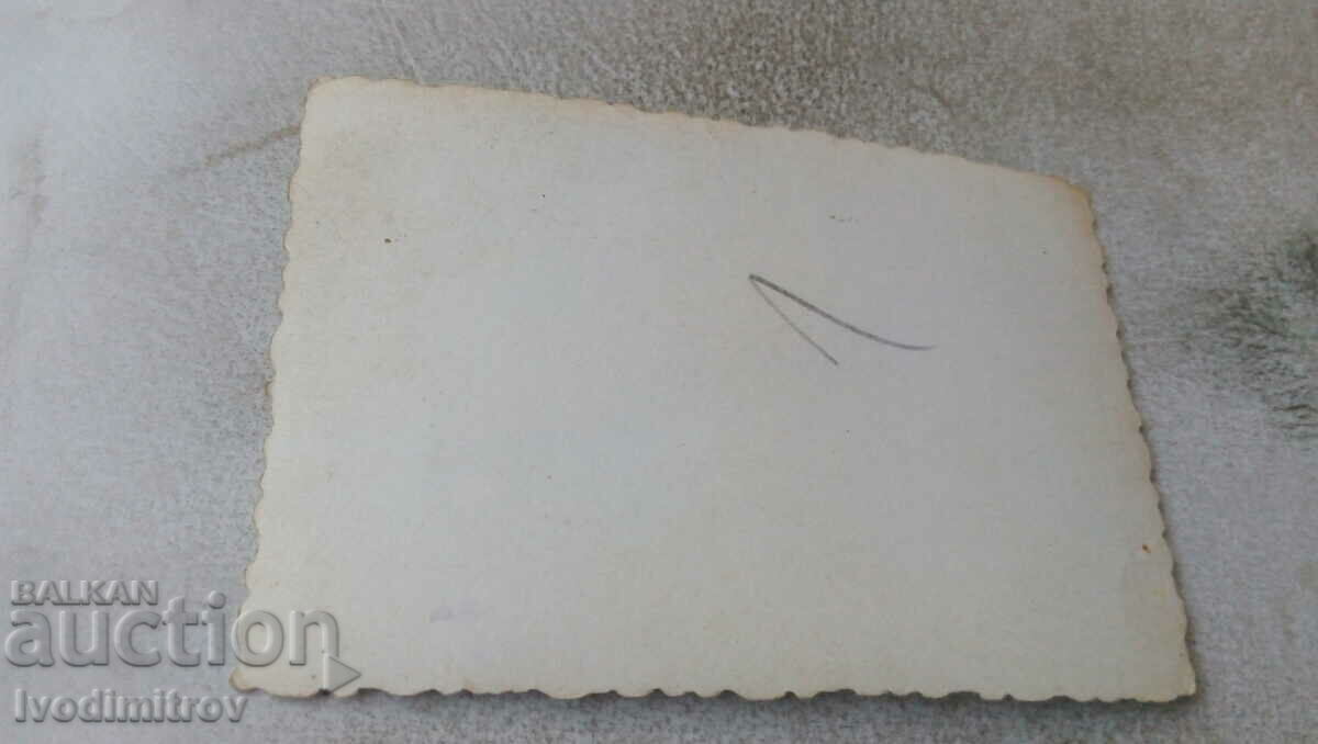 Photo Men in front of an administrative building with price 0.55 BGN | € 0.28 Photo Men in front of an administrative building with price 0.55 BGN | € 0.28