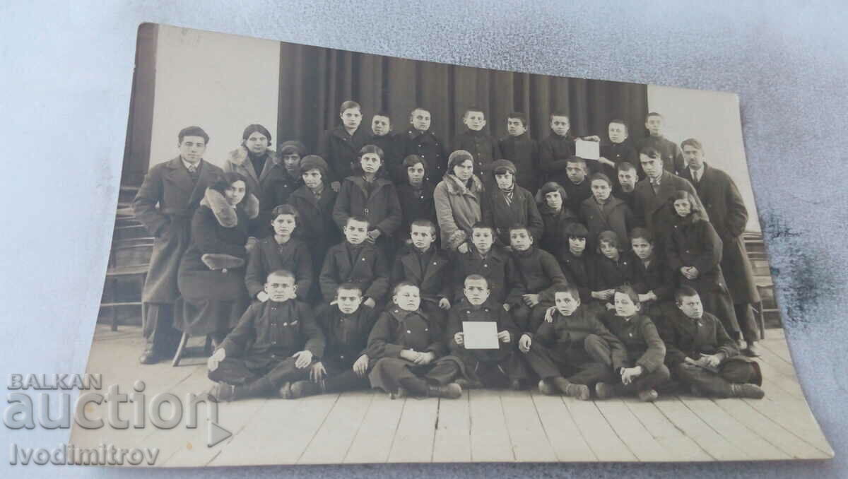 Φωτογραφία Μαθητές με τους δασκάλους τους